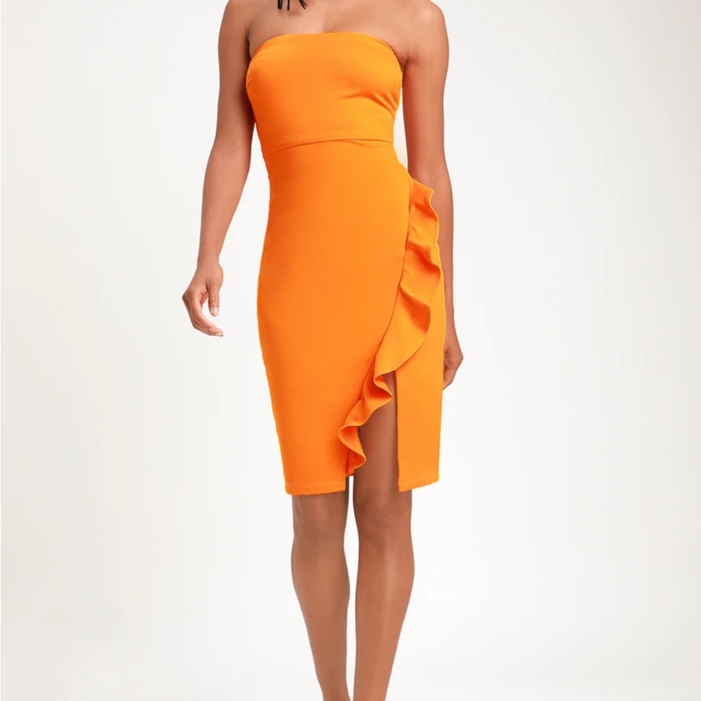 BNWT - SIZE Small - Lulus strapless bodycon dress